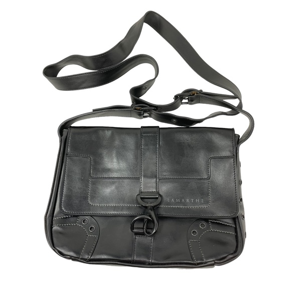 Lamarthe Handbags - GUC Lamarthe Paris Leather Crossbody Black Bag